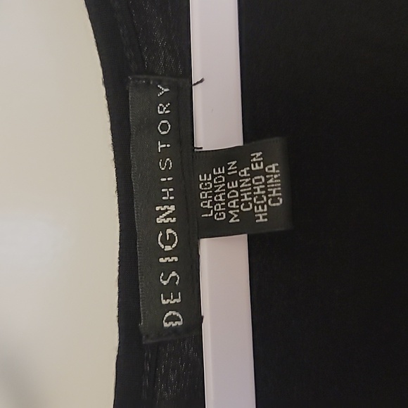 Design History blouse - Picture 3 of 7